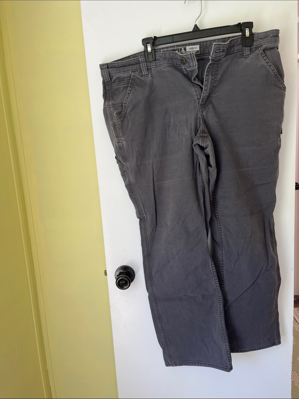 Carhartt work jeans/ short length